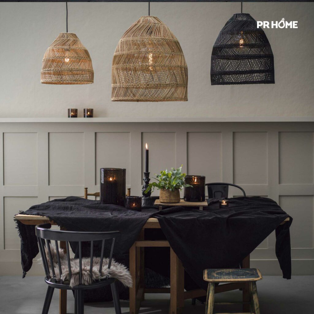 Hängelampe Schwarz, RattanLampe von PrHome im Soulbirdee Onlineshop Lampenshop Lampe kaufen, Esstisch Pendelleuchte, Hängeleuchte für Esstisch, Schwarze Hängeleuchte im Landhaus Stil modern