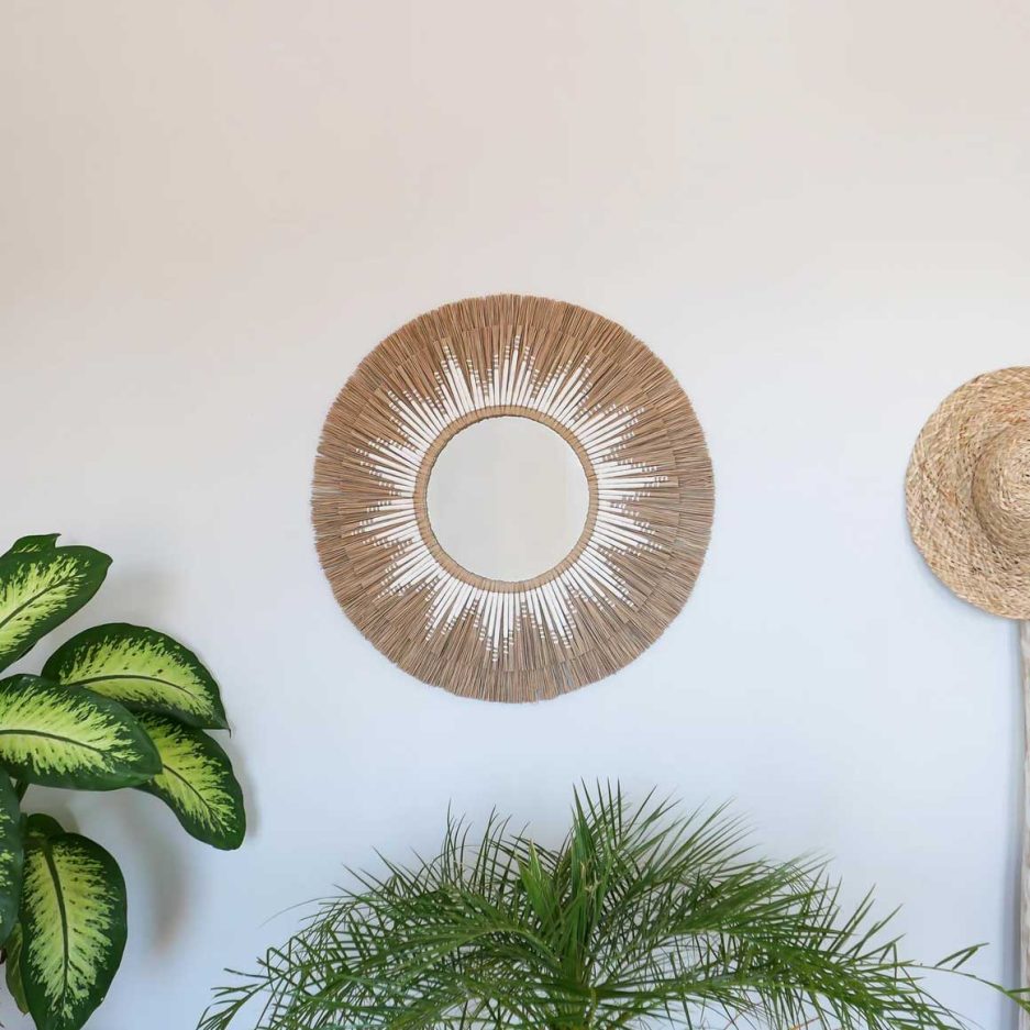 Wandspiegel Flurspiegel gross Soleil Mallorca Style Spiegel als Wandspiegel und Boho Wanddeko Spiegel kaufen Boho Deko in Natur & Weiß Soulbirdee Onlineshop